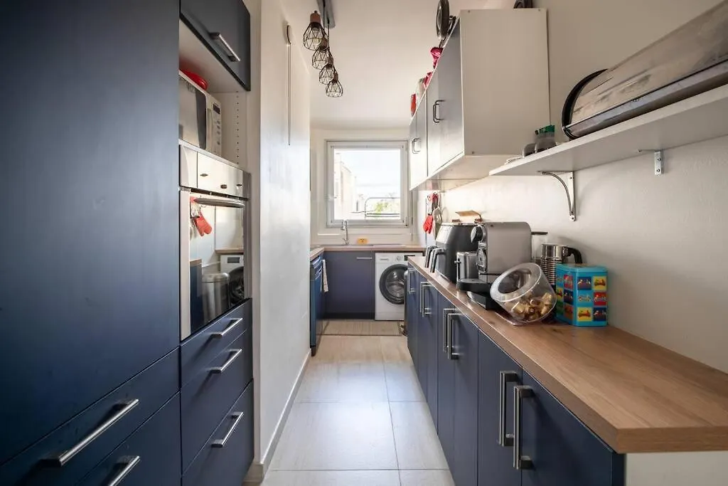 Apartment Paul Valery - Spacieux Appartement Proche De L'Arc De Triomphe Paris France