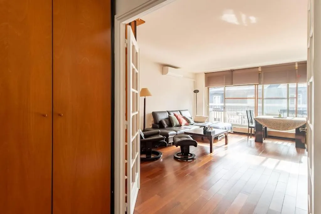 Paul Valery - Spacieux Appartement Proche De L'Arc De Triomphe Paris France