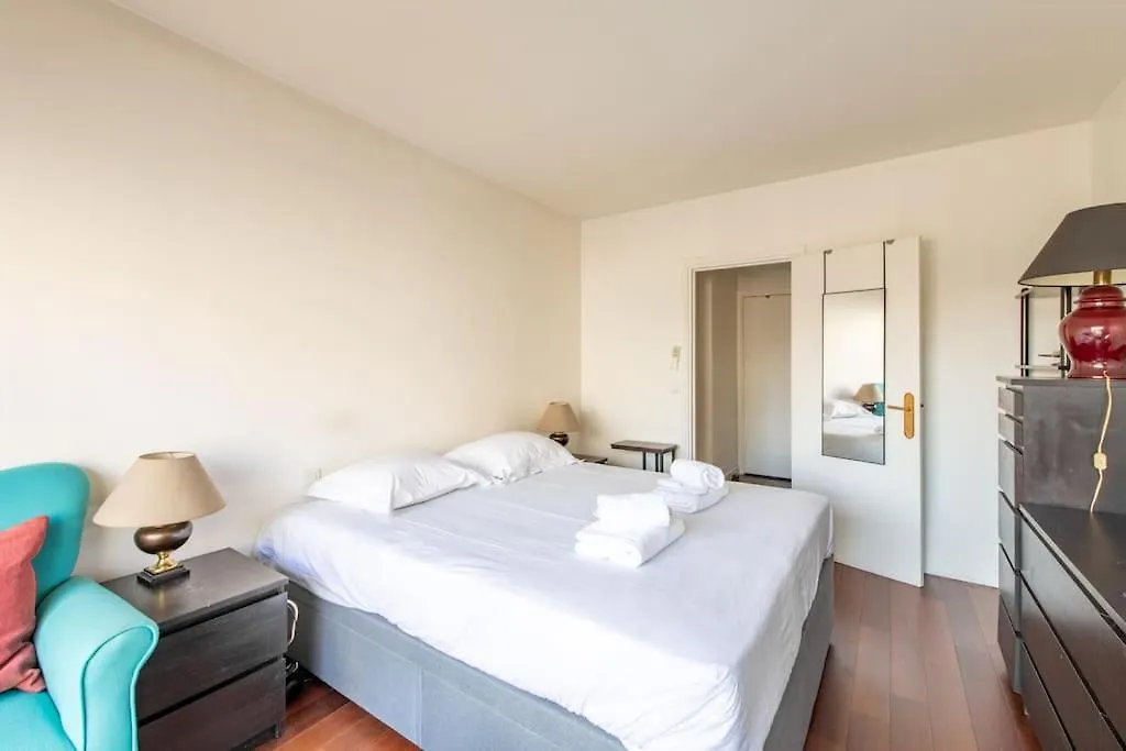 Paul Valery - Spacieux Appartement Proche De L'Arc De Triomphe Párizs Franciaország